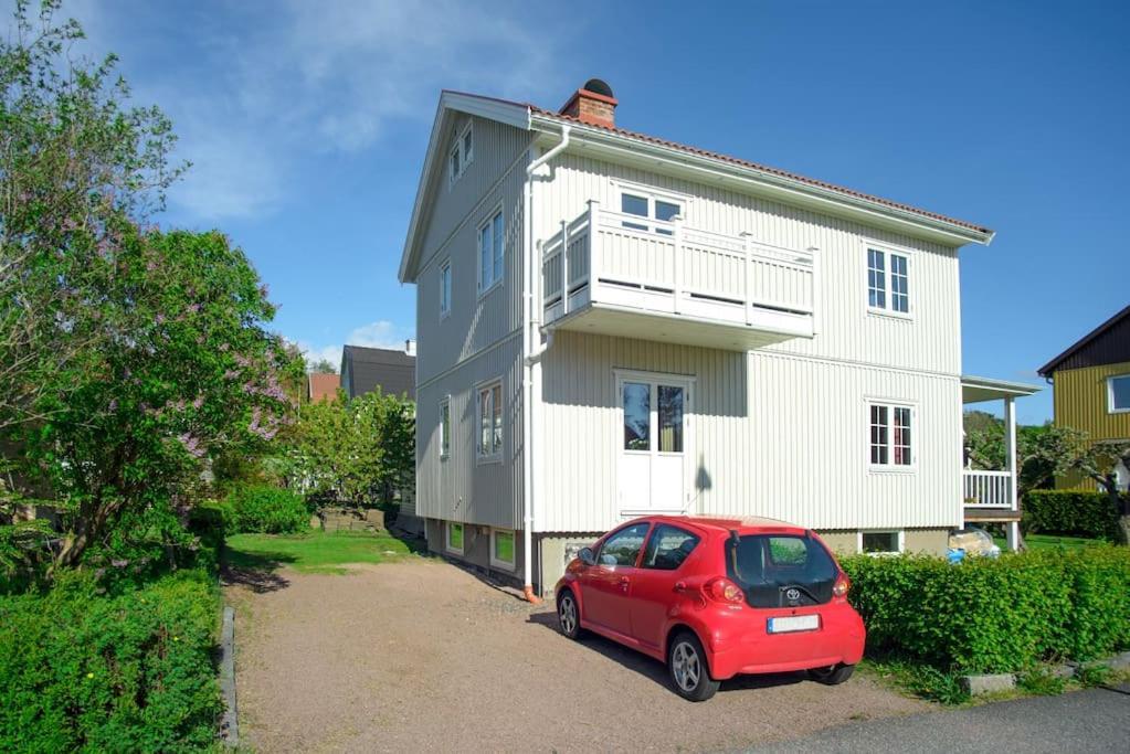 Ferienwohnung Downtown In Ten - Free Parking Göteborg Exterior foto